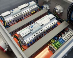Elektrický rozvádzač na mieru